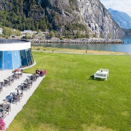 Valldal Fjordhotell - By Classic Norway Hotels Exterior foto