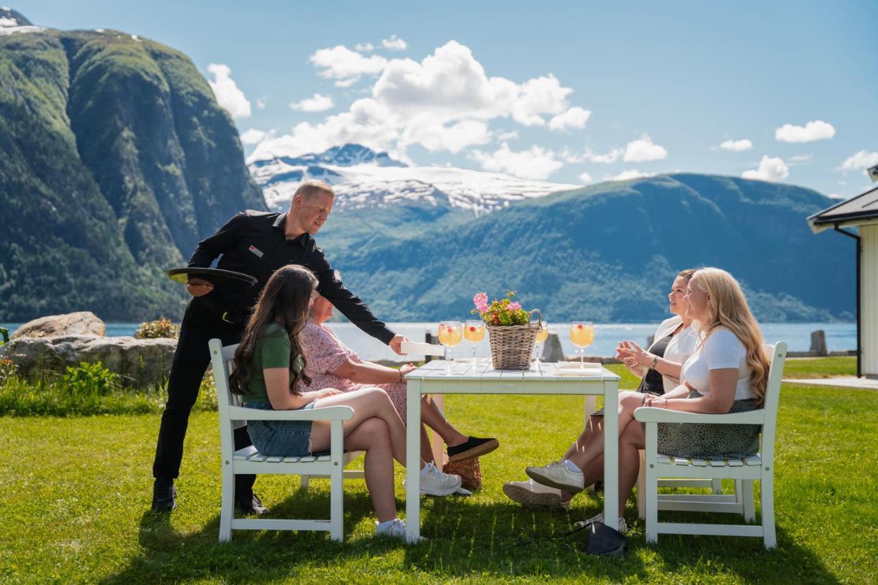 Valldal Fjordhotell - By Classic Norway Hotels Exterior foto